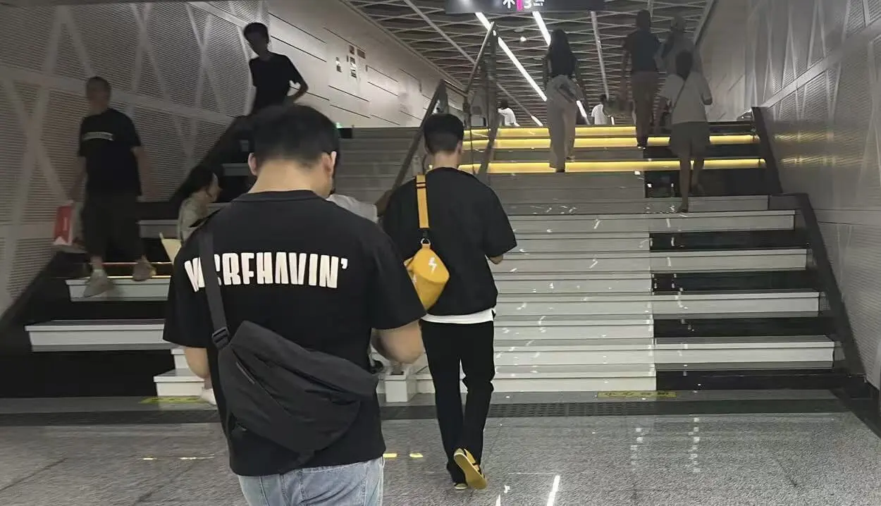 琴键台阶